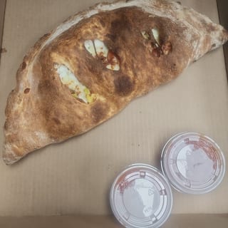 Calzone (Medium)